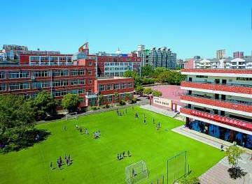成都石室雙楠實(shí)驗(yàn)學(xué)校地理位置在哪兒？