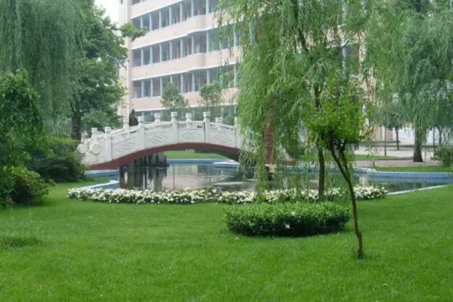 渠縣三匯中學地理位置在哪里？