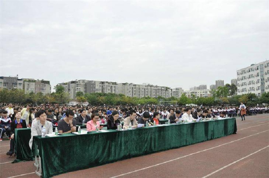 龍泉二中怎么樣、好不好？