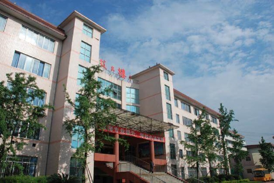 雙流中學(xué)地址在哪里？