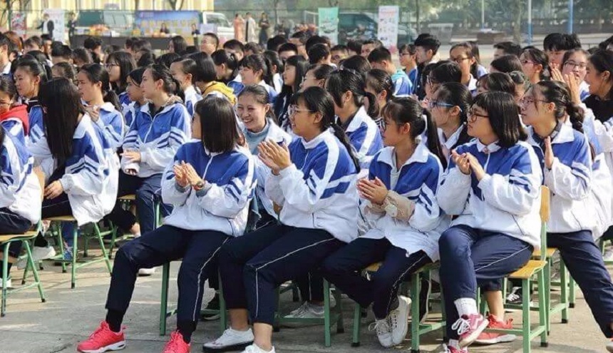 資陽外國語學(xué)校地址在哪？