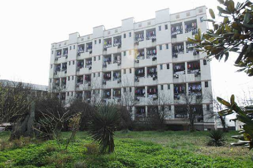 伍隍中學(xué)校園環(huán)境好嗎？