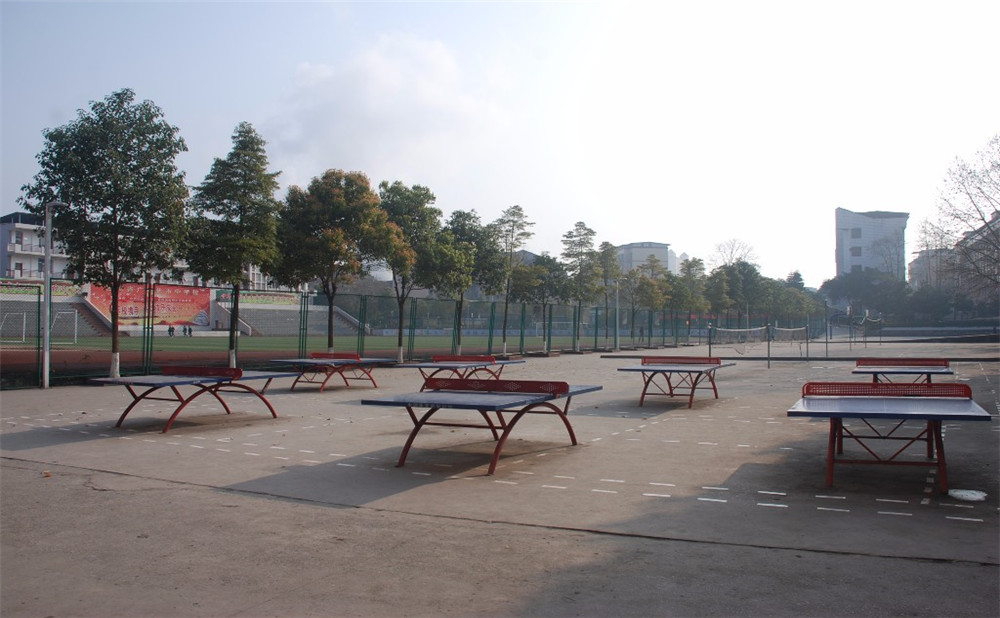 廣安代市中學(xué)的詳細(xì)地址在什么地方？