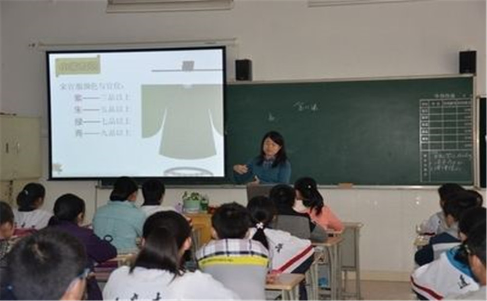 會理縣第二中學(xué)的招辦電話是多少？
