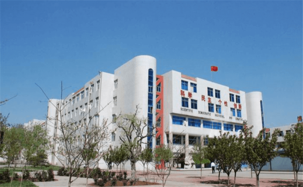 周口中學(xué)學(xué)校環(huán)境怎么樣？