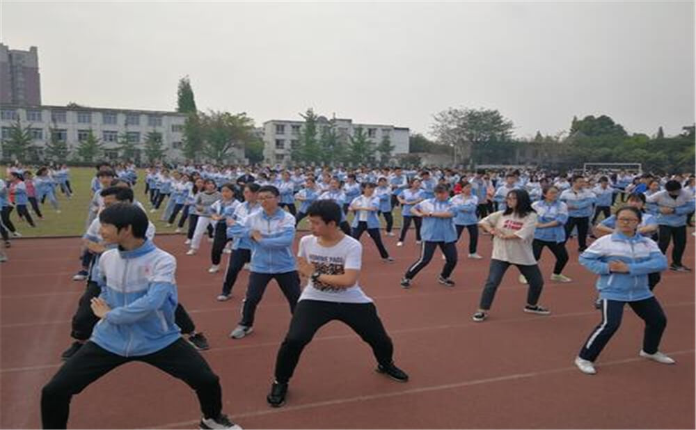 華潤高級(jí)中學(xué)育才的升學(xué)率是多少？