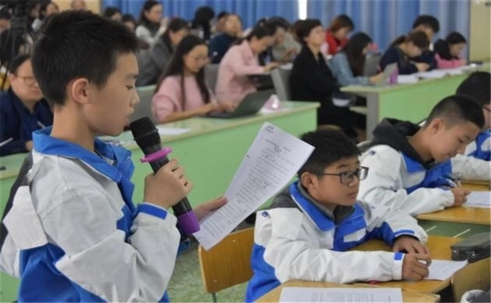 成都棠湖外國語學(xué)校招生計劃是多少？