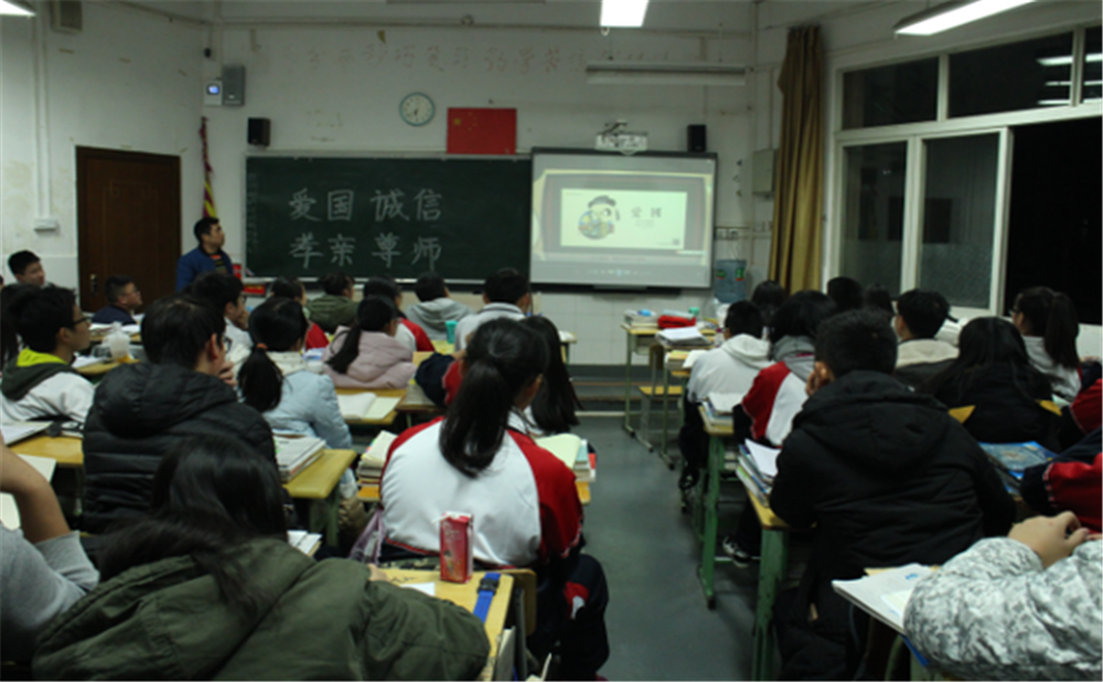 郫縣二中去年的錄取分?jǐn)?shù)線是多少？