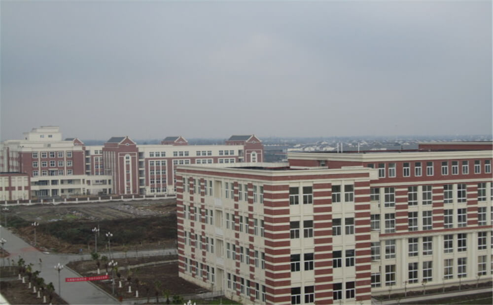 師大三中的去年錄取分?jǐn)?shù)線是多少分？
