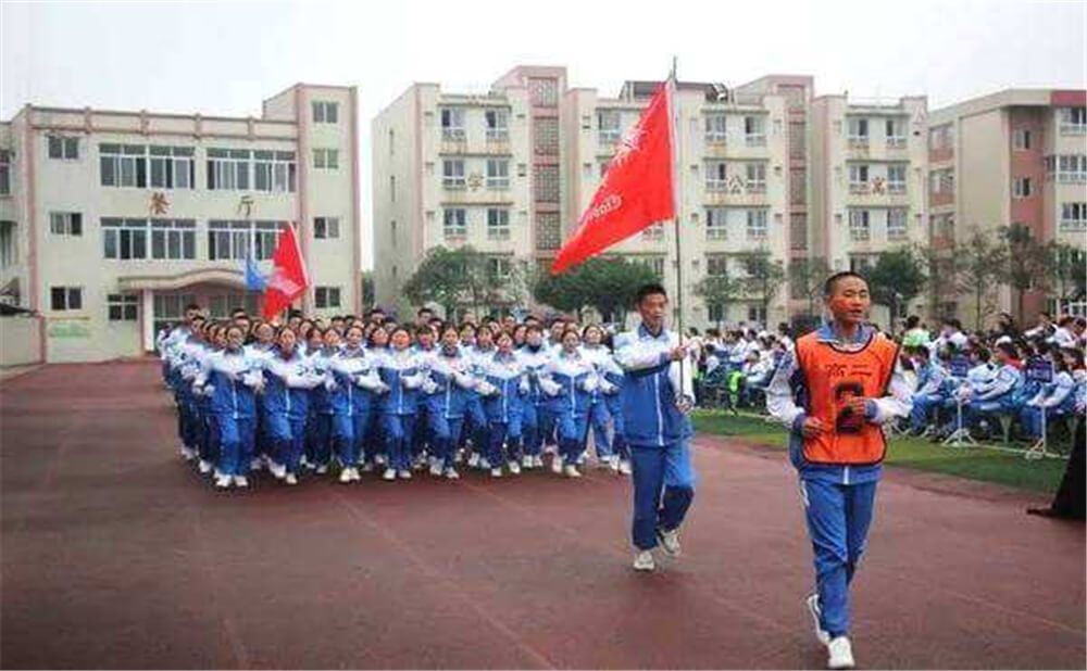 大邑縣實(shí)驗(yàn)中學(xué)的高考升學(xué)率是多少？
