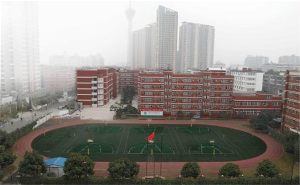 北師大成都實(shí)驗(yàn)中學(xué)的高中住宿怎么樣？