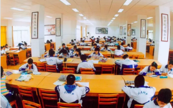 成都十二中（四川大學附屬中學）的升學率是多少？