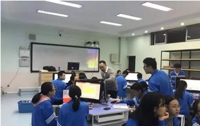 雙流中學的學費是多少？