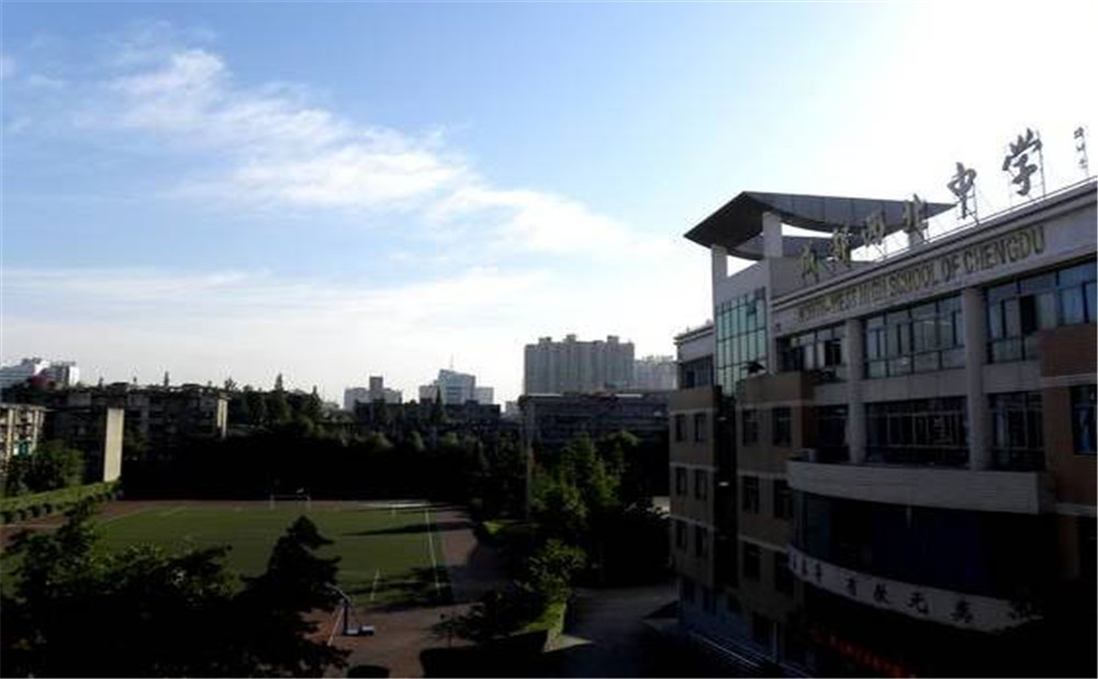 成都市西北中學(xué)的本科升學(xué)率高不高？