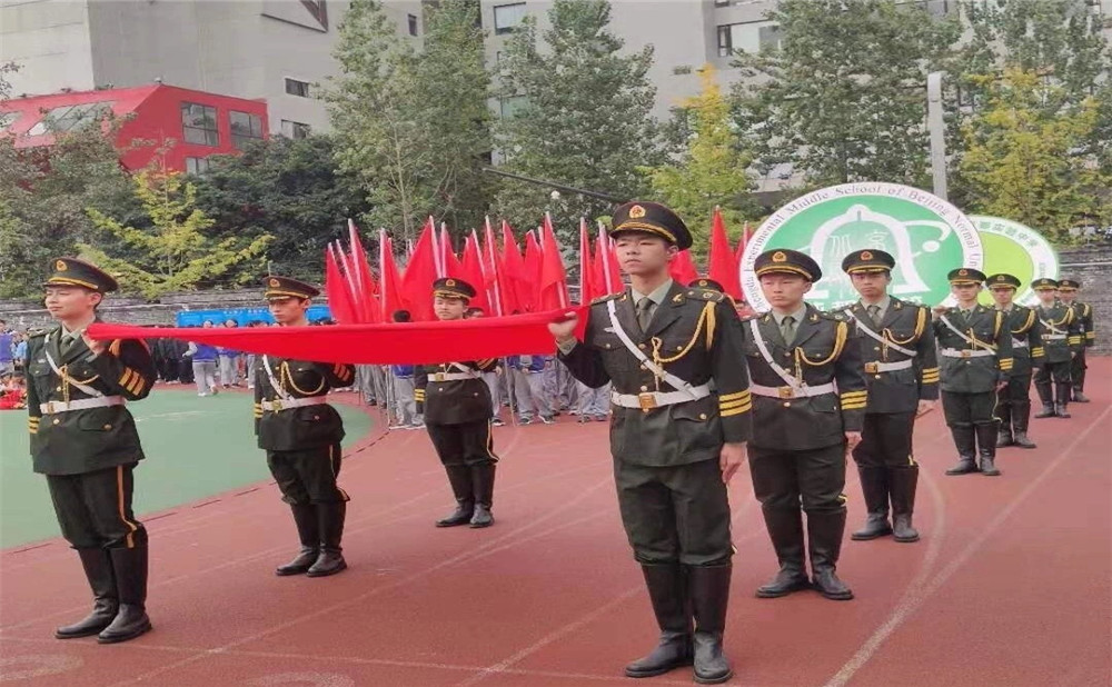 北師大成都實(shí)驗(yàn)中學(xué)錄取分?jǐn)?shù)線是多少？