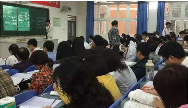 成都七中實驗學校的錄取分數線是多少？