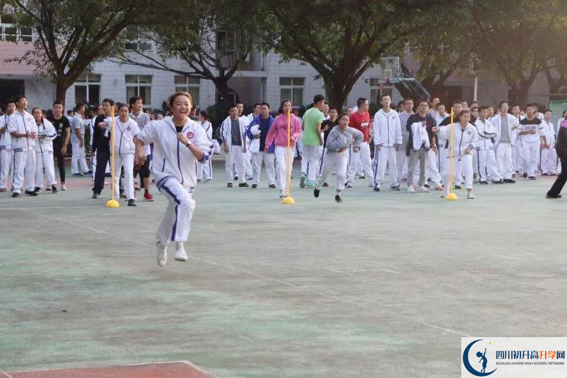 2020成都市田家炳中學(xué)的升學(xué)率有多少？