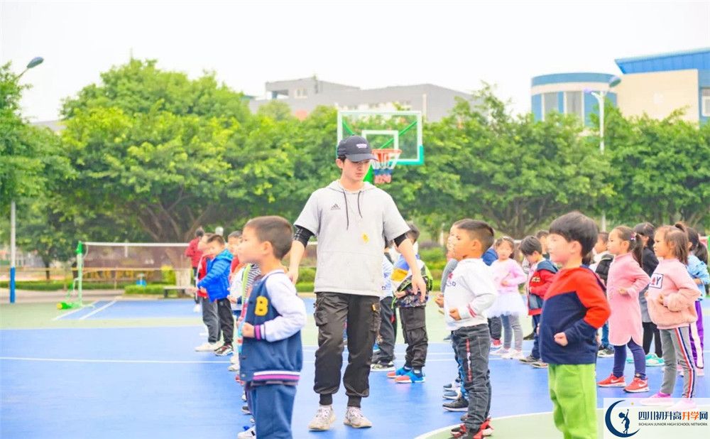 川科外國語學(xué)校2020年分?jǐn)?shù)線是多少？
