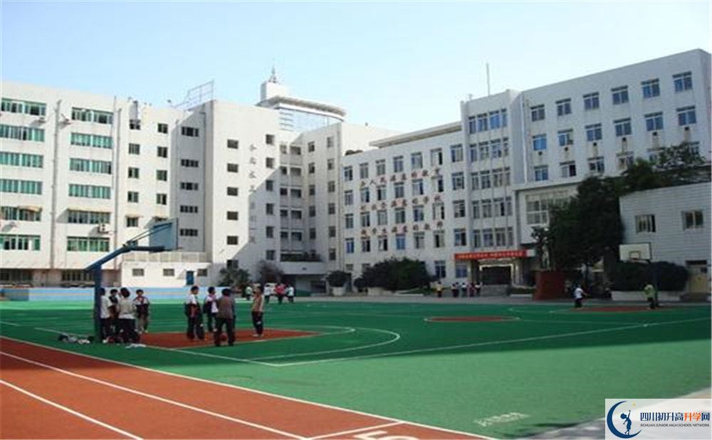成都市西北中學(xué)的高中好不好？