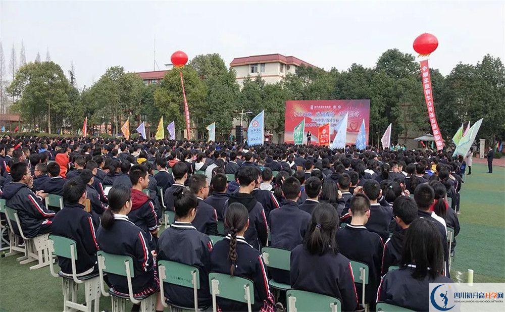 玉壘學校高中歷年來的分數(shù)線是多少？