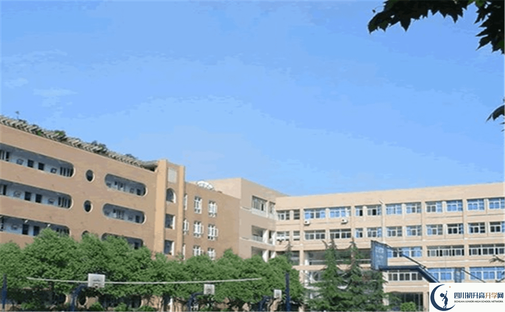 成都大學(xué)附屬中學(xué)的學(xué)校地址在哪里？