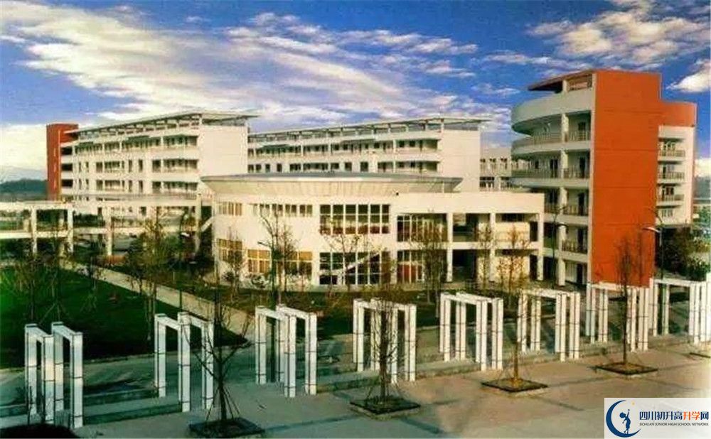 成都經濟技術開發(fā)區(qū)實驗中學2020年清華北大人數是多少？