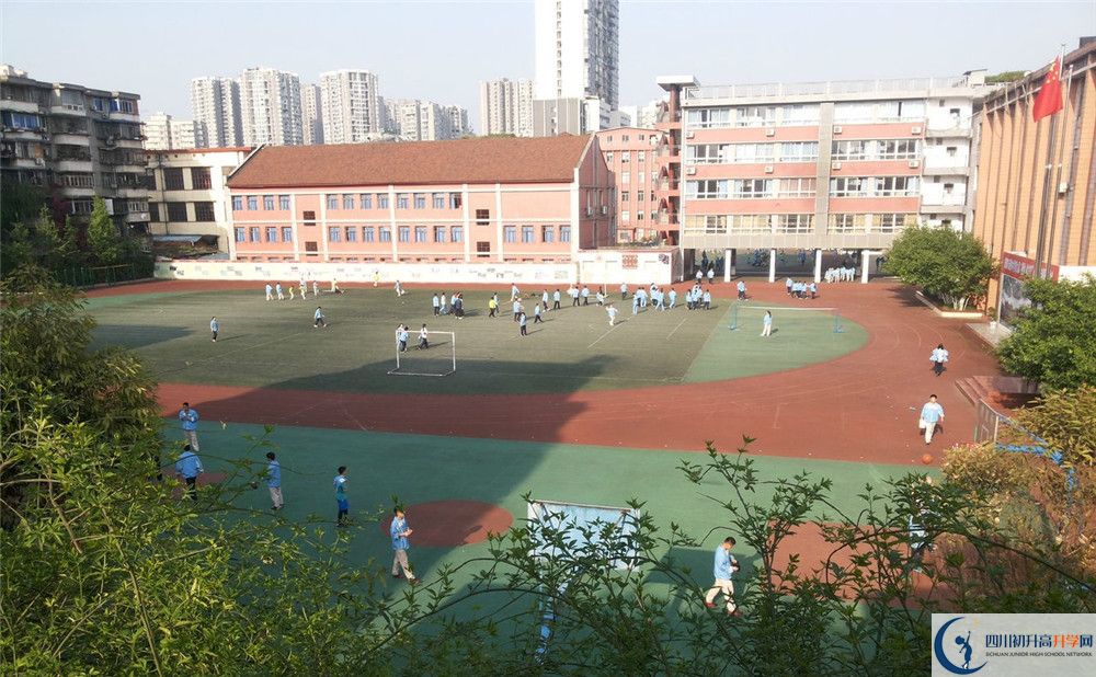 通錦中學(xué)的地址怎么走？