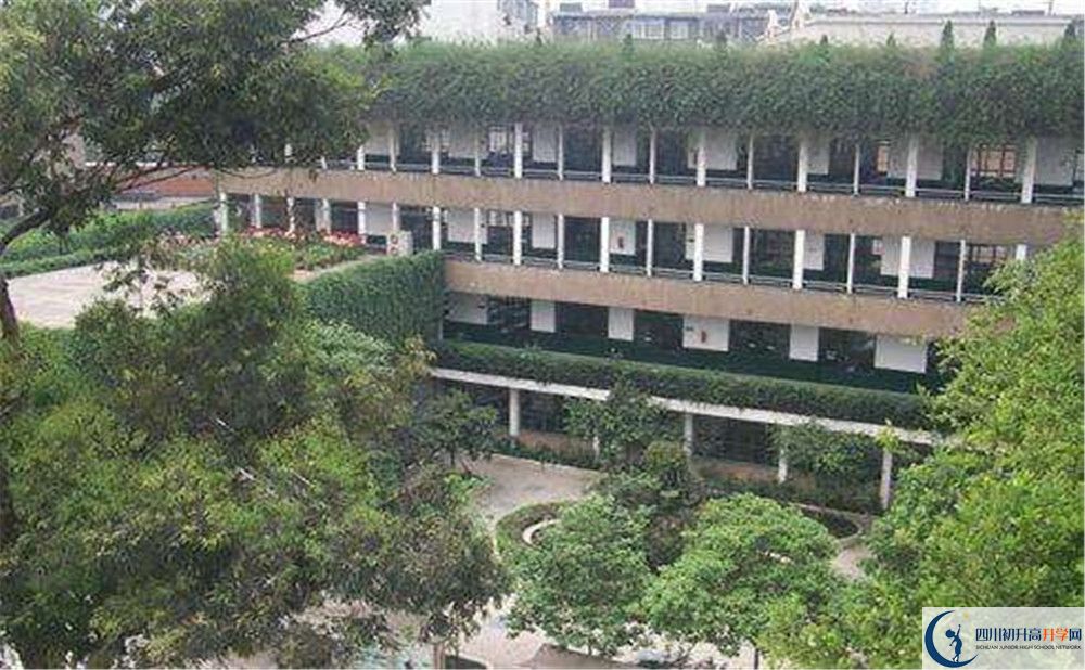 成都列五中學(xué)初升高難不難？