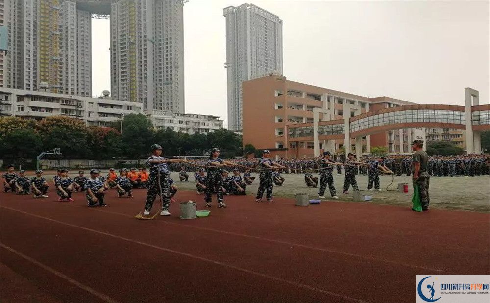 成都十二中（四川大學(xué)附屬中學(xué)）是重點(diǎn)中學(xué)嗎？