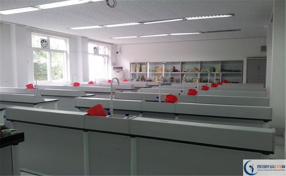 2020西南交通大學(xué)附屬中學(xué)平行班升學(xué)率高嗎？