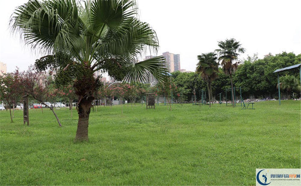 成都南開為明學(xué)校實(shí)驗(yàn)班學(xué)費(fèi)貴嗎？