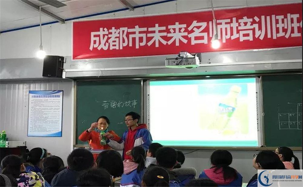 簡陽實驗中學高2020屆高三階段檢測試題語文難嗎？