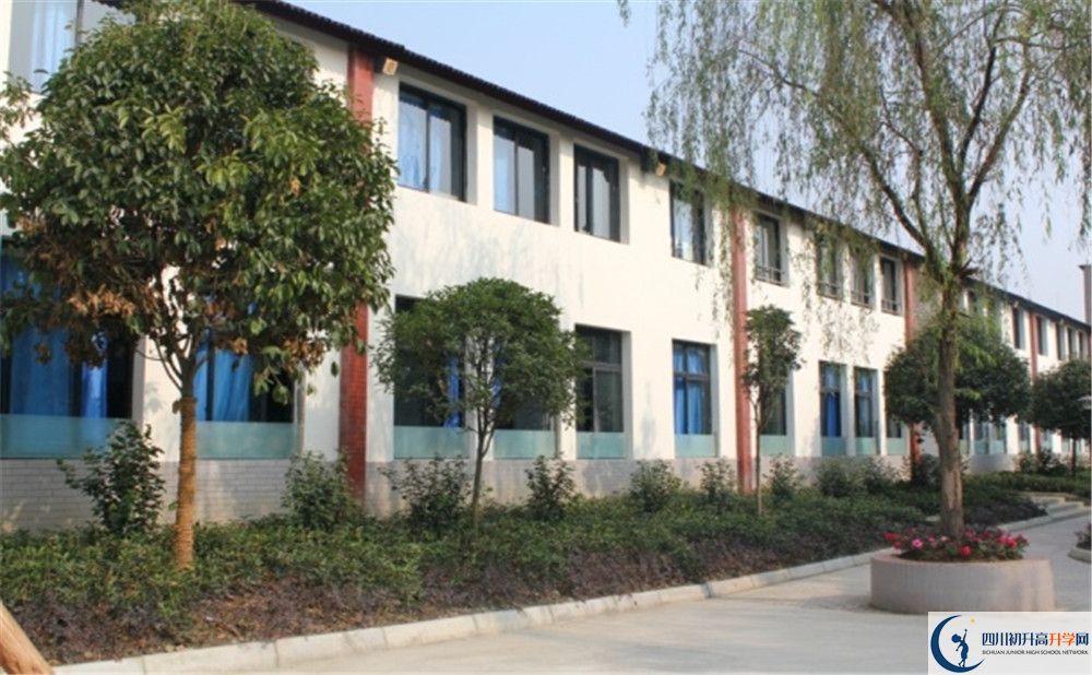 成都石室佳興外國語學校的國際班怎么樣？