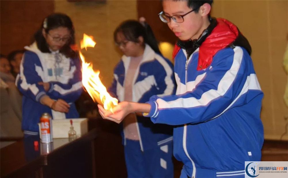 2020成都華西中學(xué)二診數(shù)學(xué)試題答案在哪看？