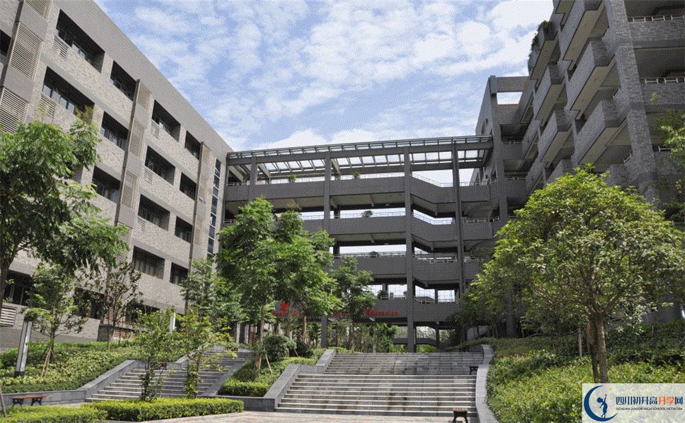 石室天府中學(xué)2020年高考人數(shù)是多少？