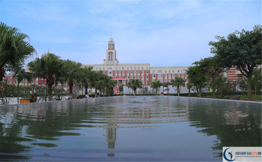 四川師范大學(xué)附屬中學(xué)高三診斷考試時(shí)間怎么安排？