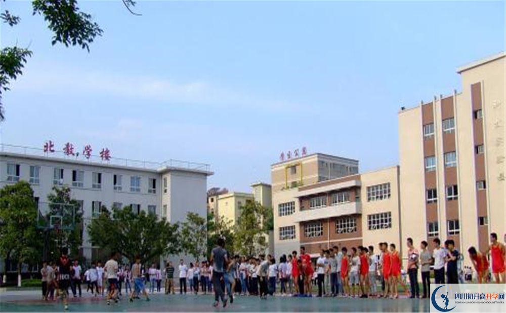 達(dá)州鐵路中學(xué)高三診斷考試時(shí)間怎么安排？