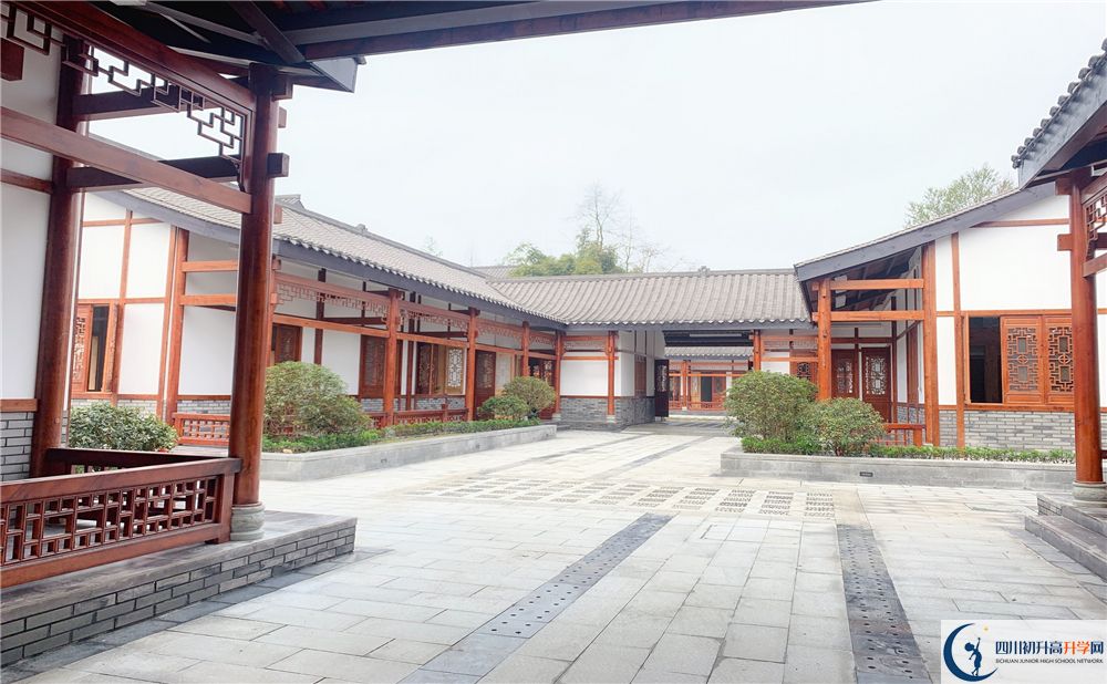 成都綿實(shí)外國(guó)語(yǔ)學(xué)校2020年錄取標(biāo)準(zhǔn)是什么？